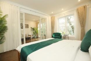 XOI Mira1_Lakeside Garden Villa_Kitchn_Laundry@CBD Vacation rental in Laos