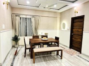 Luxurious 3BHK in Banjara Hills – Sujario Homestay Vacation rental in Hyderabad