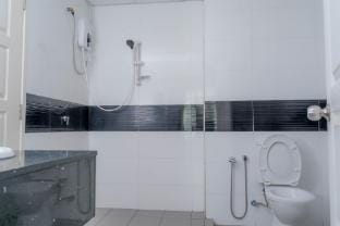 Brand New Renovated Rainbow Paradise Beach Resort Apartment in Tanjung Bungah