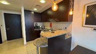 ASHRI Stylish African-Inspired Studio in DIFC Vacation rental in Dubai