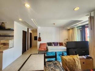 Beachfront apt, 2bedrooms in Khaotao beach, Huahin Vacation rental in Hua Hin District