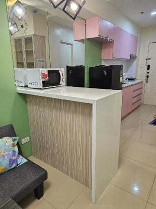 Condo in Timog with Balcony City view along EDSA Apartment in Quezon City