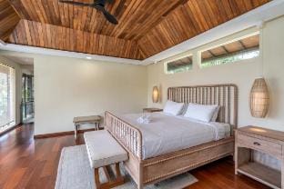 ESTU Serenity Villa - 2BR & Private Pool in Ubud Villa in Tampaksiring