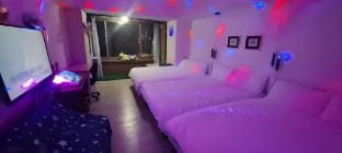 Taipei main Station 9 people room with 101 view Apartment in Taipei City
