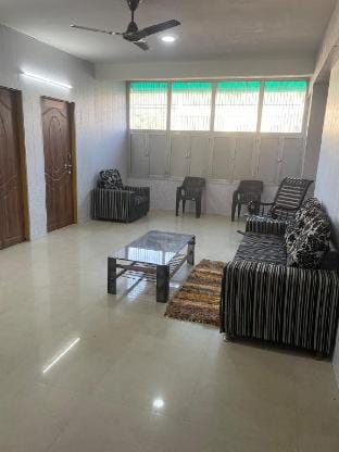 Flat with 2 rooms Apartment in Varanasi