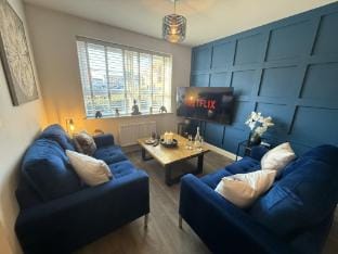 Modern 2-Bed House with EV charger - Hosted by Hutch Lifestyle Vacation rental in Warwick