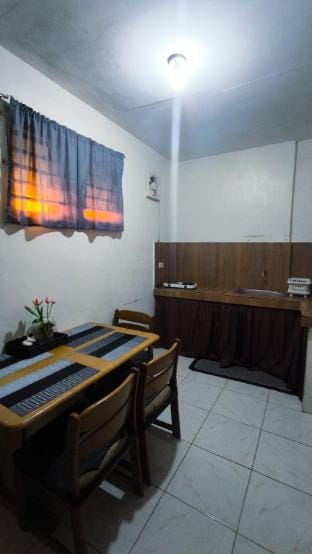Cozy Inn by 4K's Transient Unit 2 Vacation rental in Calabarzon