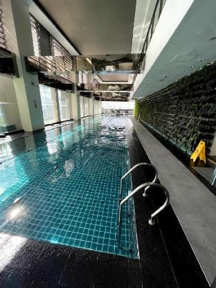 Makati/Gramercy/Romantic sunset Apartment in Makati