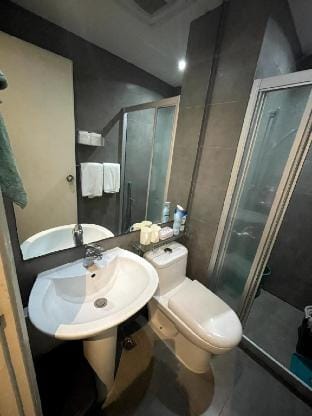 Makati/Gramercy/Romantic sunset Apartment in Makati