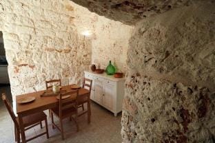 Fiorina House Ostuni - Trullo Vacation rental in Ostuni
