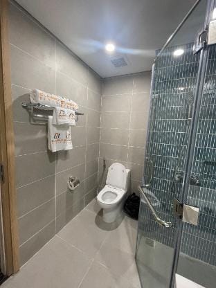 Khám phá bãi biển hoang sơ Apartment in Laos