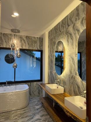 Minimal Style Luxury Villa with 8 Bedrooms by Golf Vacation rental in Thailand
