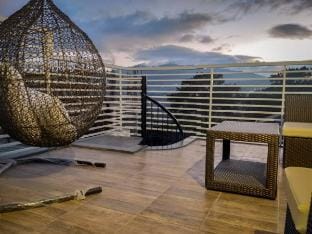 5br 4t&b mountain view townhouse Vacation rental in Baguio