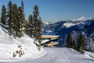 Apartment in Kaltenbach with Ski-InSki-Out Apartment in Tyrol