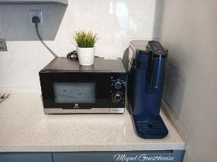 Miqael's Guest House@D'Summit Residences, J. Bahru Vacation rental in Johor Bahru