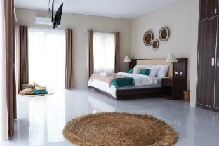 Modern Private Villa near GWK Jimbaran, 4 Bedrooms Villa in Bali