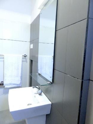 Calm & Secluded Apt 1284 Vacation rental in Western Province