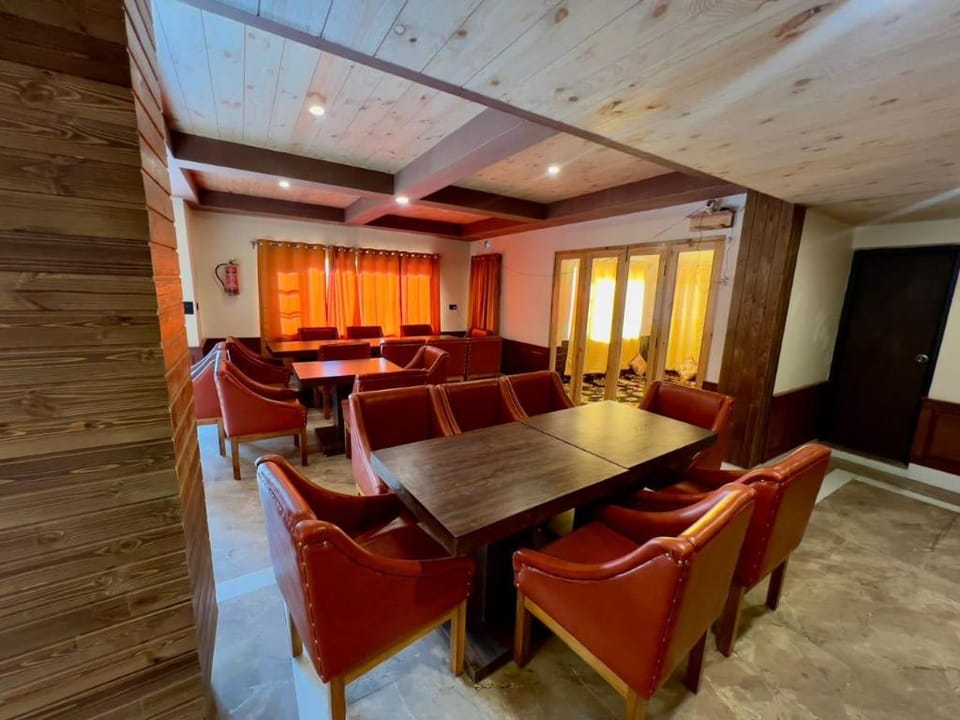 Hotel Gulmarg Countryside Qazipora Hotel in India