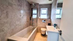 Surbiton Luxury Garden House 19 Vacation rental in London