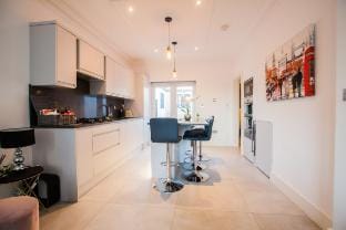 Surbiton Luxury Garden House 19A Vacation rental in London Borough of Ealing