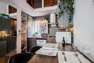Pimlico Modern/bright/chic/central Apartment in City of Westminster