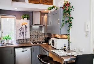 Pimlico Modern/bright/chic/central Apartment in City of Westminster