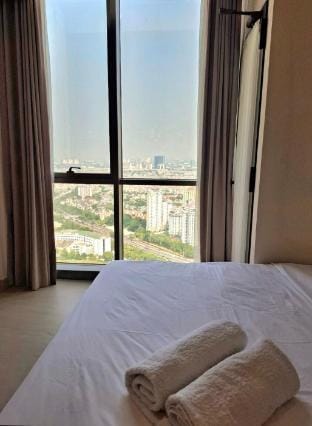 JI Expo Menara Jakarta Condo 1BR Free WIFI Netflix Apartment in Jakarta