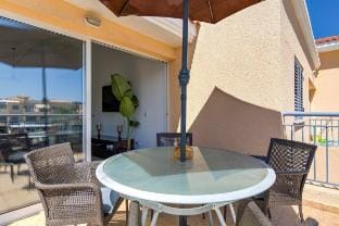 Limnaria Gardens Beautiful Apartment by VICHY Holidays Apartment in Paphos