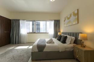 Centrally Located in Business  Bay - Huge 1 BR Apt Vacation rental in Dubai