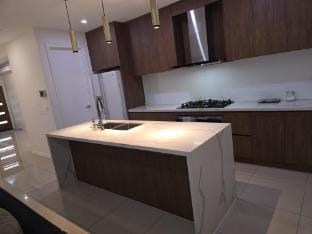 Major Movie Apps  65" Smart TV Hodgson Vacation rental in Melbourne