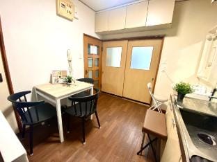 4min walk Tsuruhashi/4min train Namba Dotonbori Vacation rental in Osaka