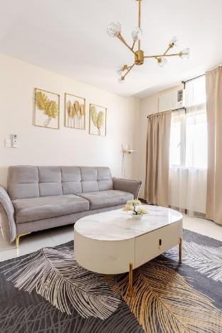 Entire 3BR Condo Unit+ Wifi at Makati Apartment in Pasay