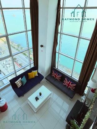Exquisite Sea View Duplex Vacation rental in George Town