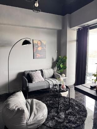 The Obsidian Nest: Modern Escape Apartment in Pasay
