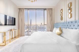 Elegant 4BR with Burj Khalifa and Fountain Views Vacation rental in Dubai