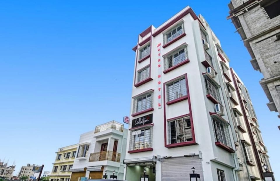 Goroomgo Avro Kolkata Hotel in Kolkata