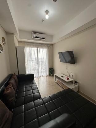 Apartemen Liberty 2 Bedroom lantai 18 diatas mall Apartment in Indonesia