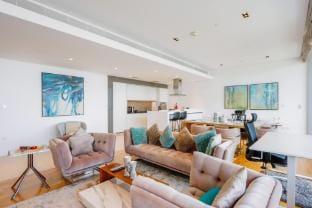 Bright 2 Bedroom Suite In Bluewaters With Ain Dubai View Apartment in Dubai