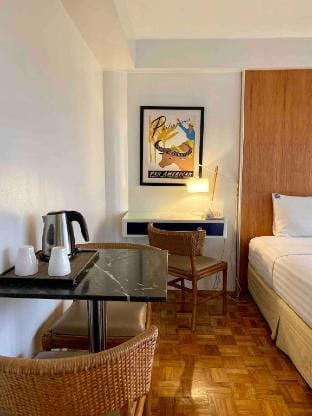 Studio @204 Clipper House, Free WiFi Near Rockwell Vacation rental in Makati