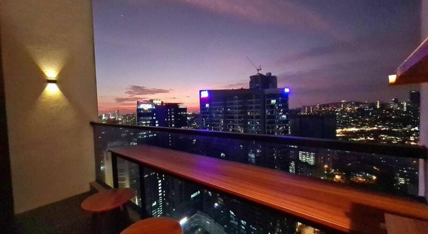 Nanas EST 22pax Bangsar LRT KL Sentral 3A6 Hotel in Federal Territory of Kuala Lumpur