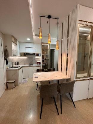 Apartemen Lexington 3Bedroom lantai 5 diatas mall Apartment in Indonesia