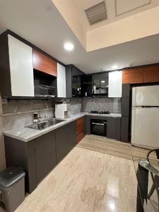 Apartemen Lexington 3Bedroom lantai 7 diatas mall Apartment in Indonesia