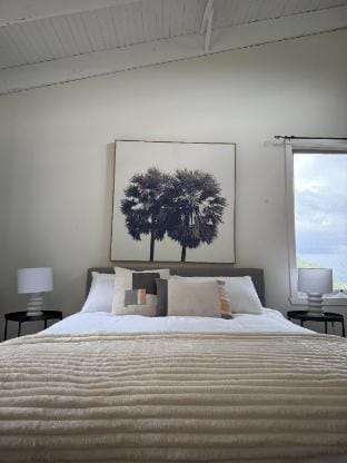 Charming house with city views  Vacation rental in Melbourne