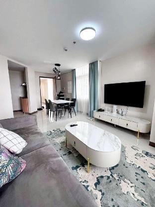 Spacious 3BR Condo Unit at CBD Makati Vacation rental in Pasay