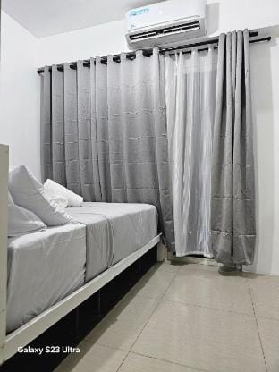 Gleeful House At Shore Residence Vacation rental in Pasay