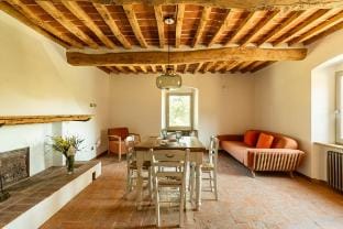 Beautiful late 1800s home Vacation rental in Tuscany