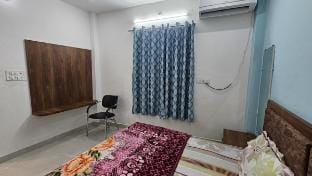 Shiv Vishram 2 Bed 1 Bath Flat in Ayodhya Vacation rental in Nepal