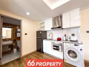 Pool View Apartment near Central Festival Shopping Vacation rental in Chiang Mai