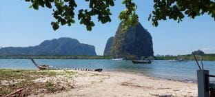 Blue Beach Home Vacation rental in Krabi Changwat