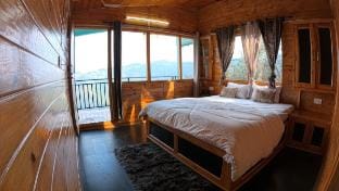 Cabin by The Woods / Mukteshwar /Family / Romantic Vacation rental in Uttarakhand